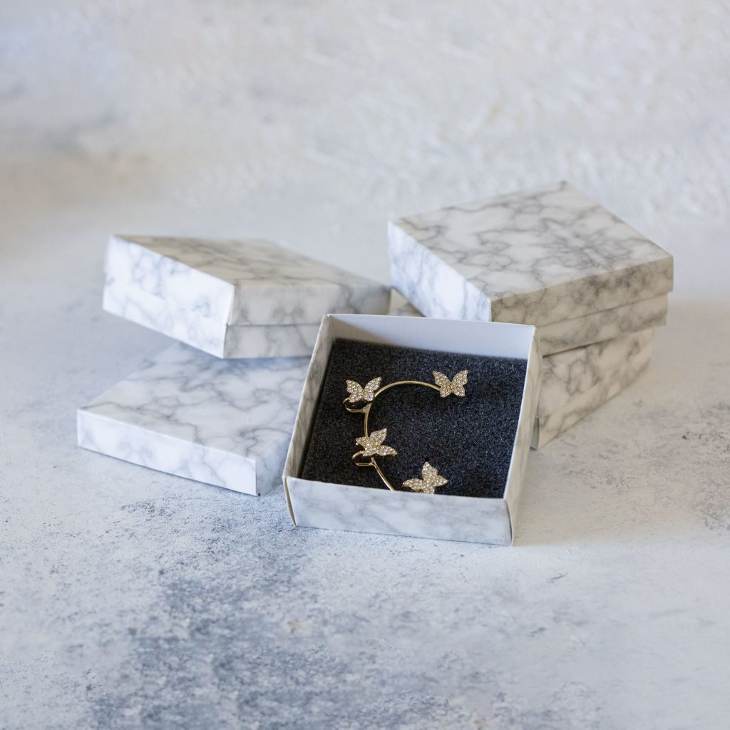 جعبه جواهرات 12 عددی بسته بندی شده مدل پایه کوتاه سنگی