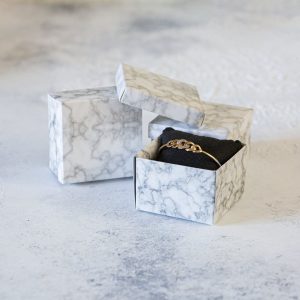 جعبه جواهرات 6 عددی بسته بندی شده مدل پایه بلند سنگی